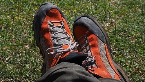 proper-footwear-hiking