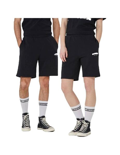 Converse con hotsell pantalon corto